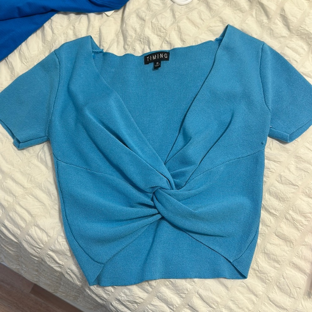 Blue crop top